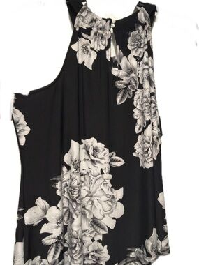 INC International Concepts Black and White Floral Print Top
